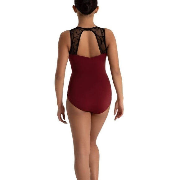 CAPEZIO Majestic Lines Diana Leoatard 12050W leotard Cabernet - Picture 2 of 6